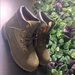 Army Green Timbs